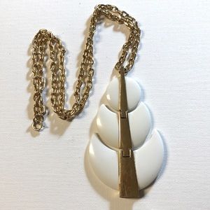 Trifari with Crown vintage white & gold snowman necklace #trifari